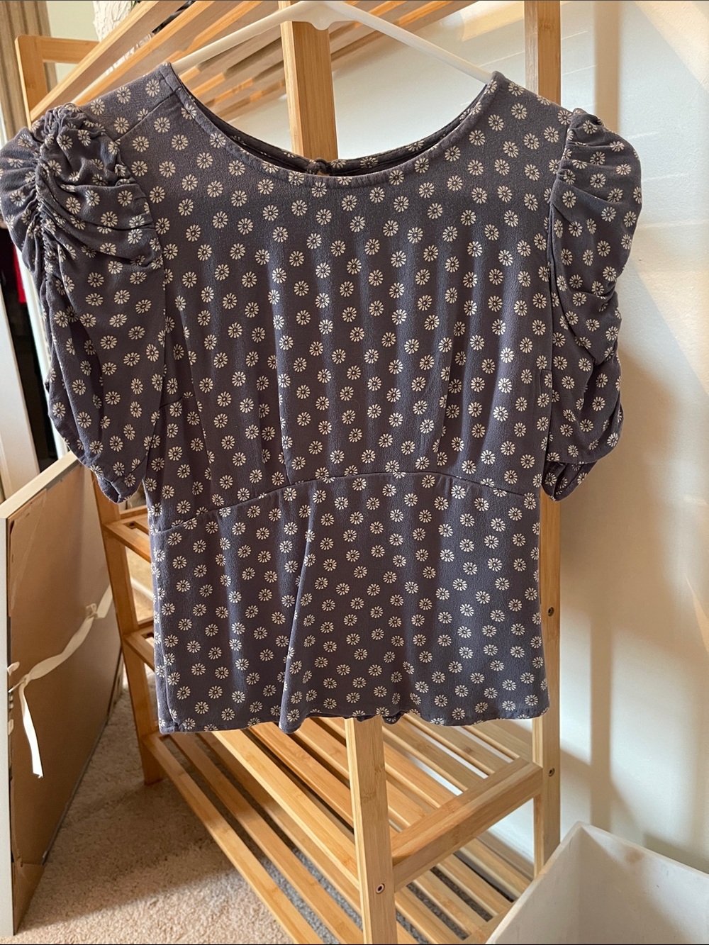 Hollister Purple Daisy Puff Sleeve Peplum Top